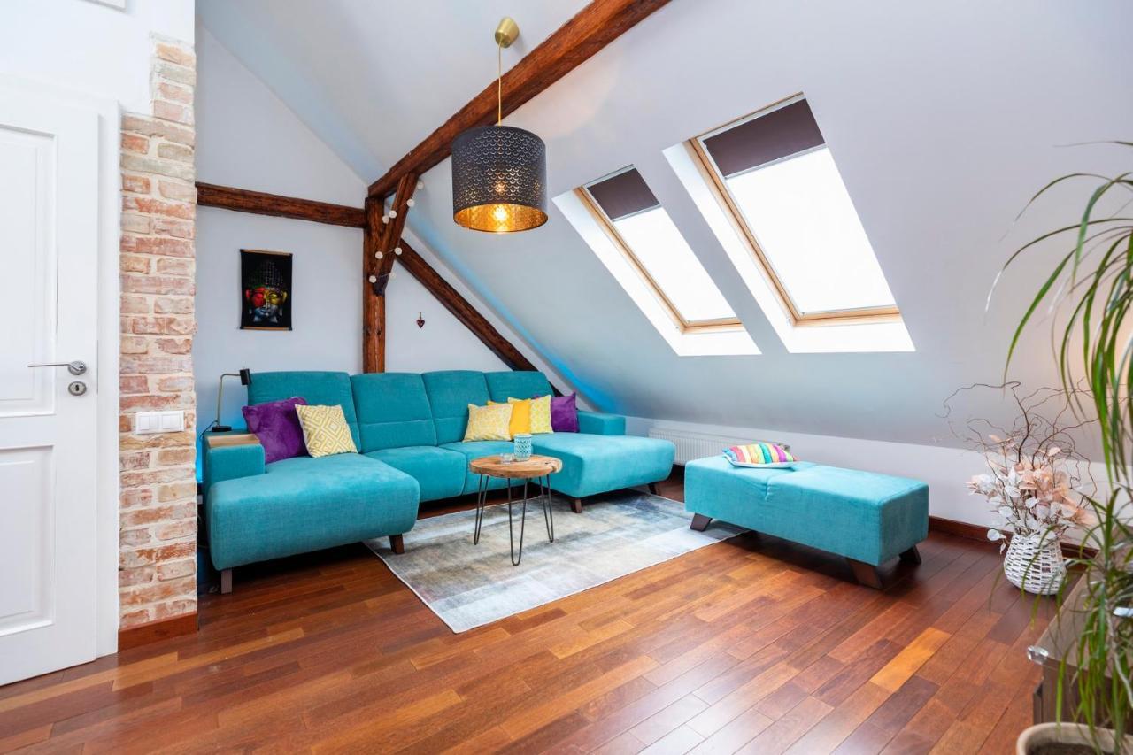 Beautiful And Romantic Penthouse With Two Terraces Bratislava Exterior foto